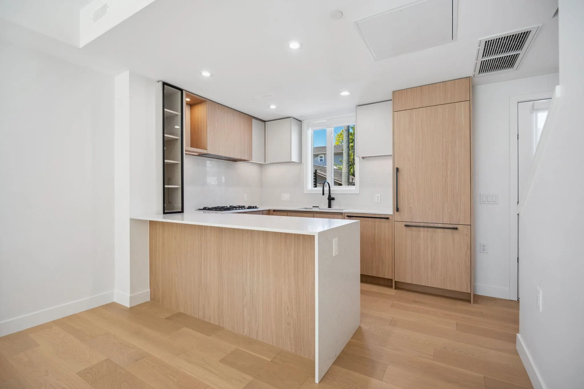 725 W 49 Avenue #123