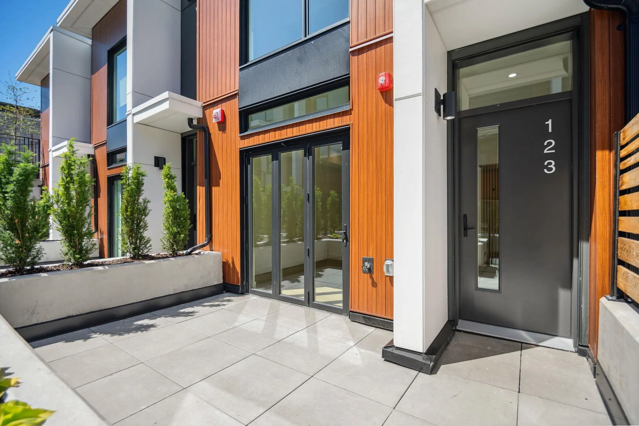 725 W 49 Avenue #123