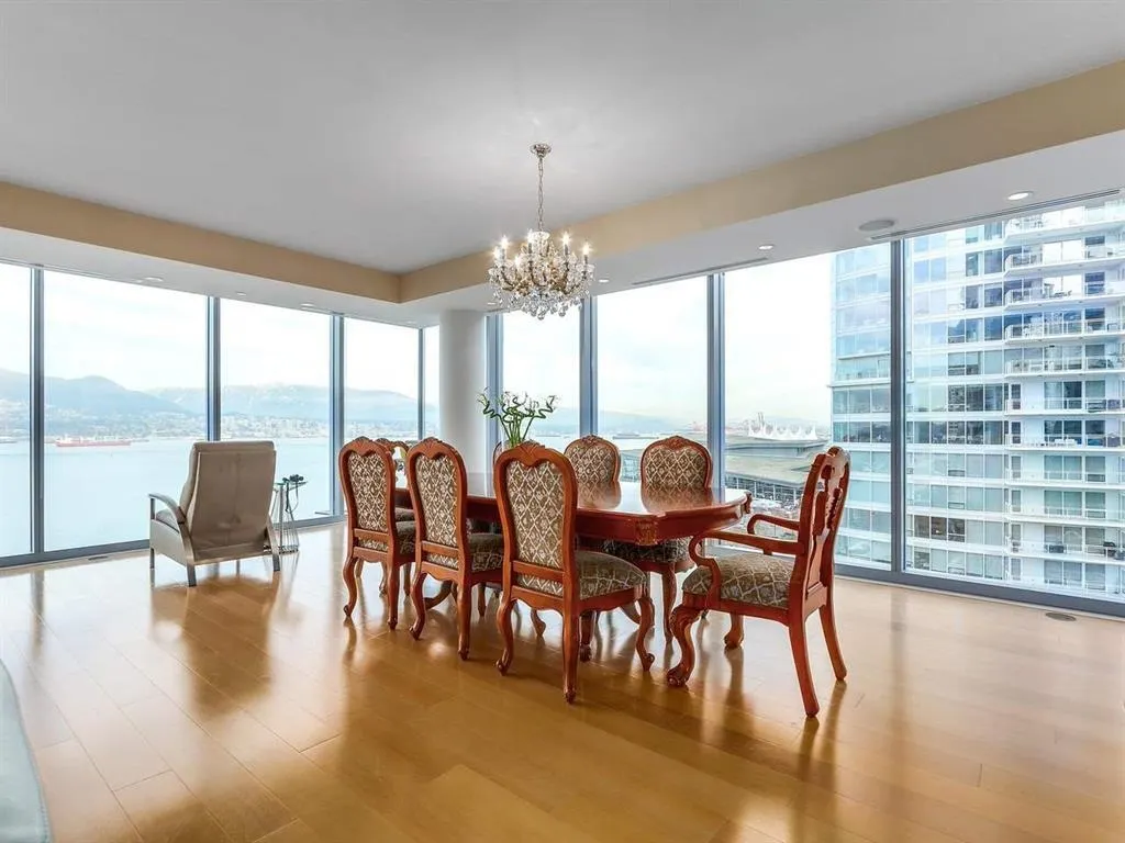 1169 W Cordova Street #1202