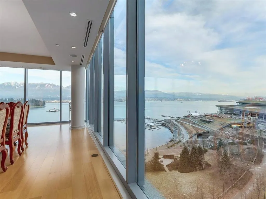 1169 W Cordova Street #1202