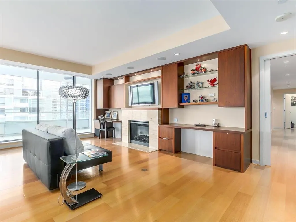 1169 W Cordova Street #1202