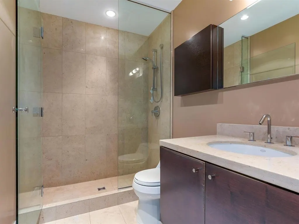 1169 W Cordova Street #1202