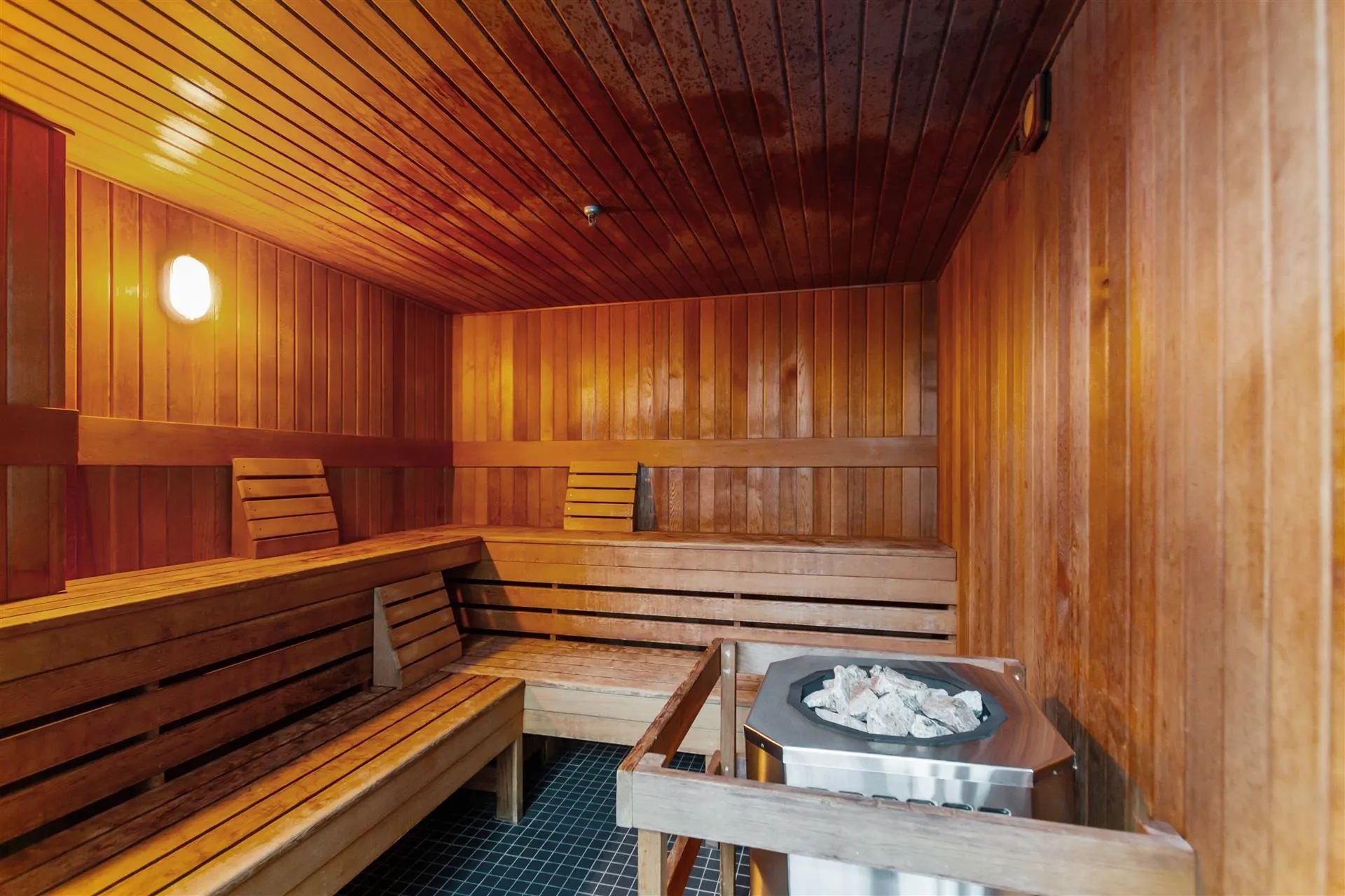 1169 W Cordova Street #1902
