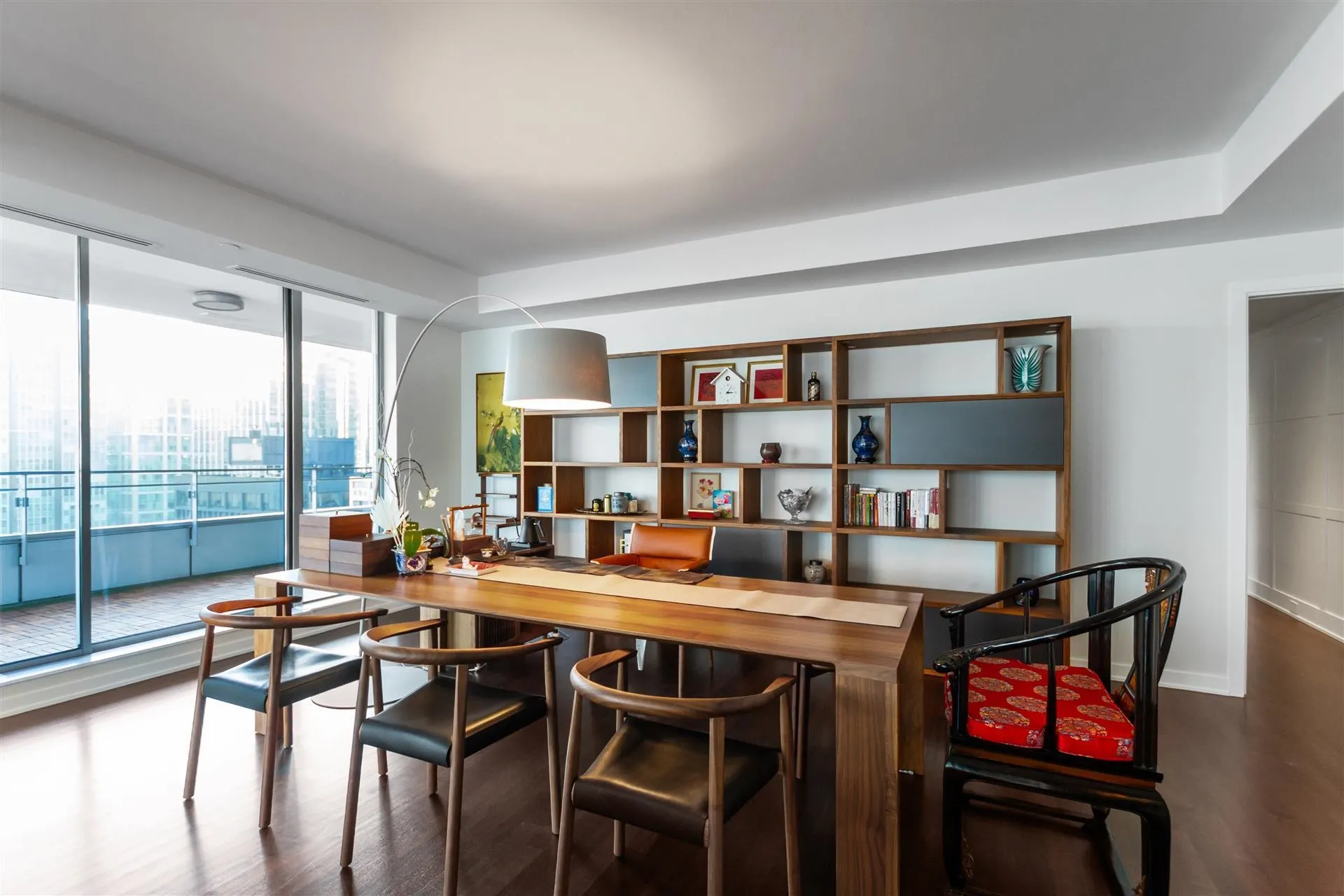 1169 W Cordova Street #1902
