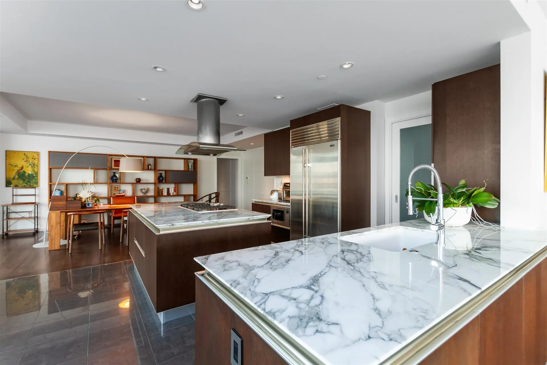 1169 W Cordova Street #1902