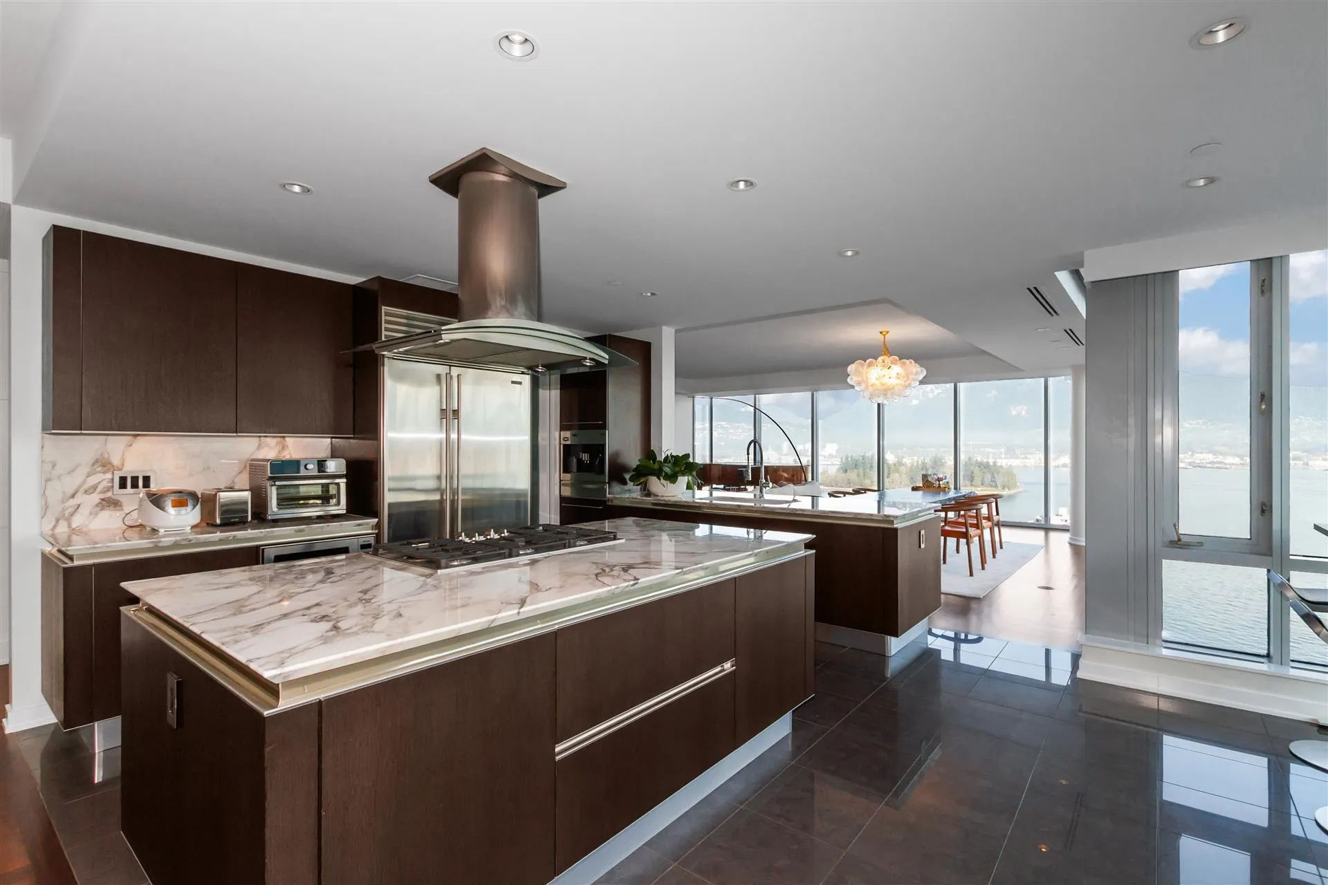 1169 W Cordova Street #1902