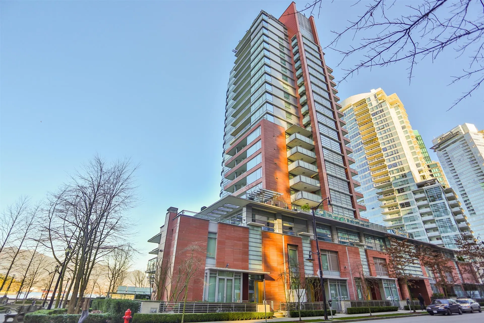 1169 W Cordova Street #1902