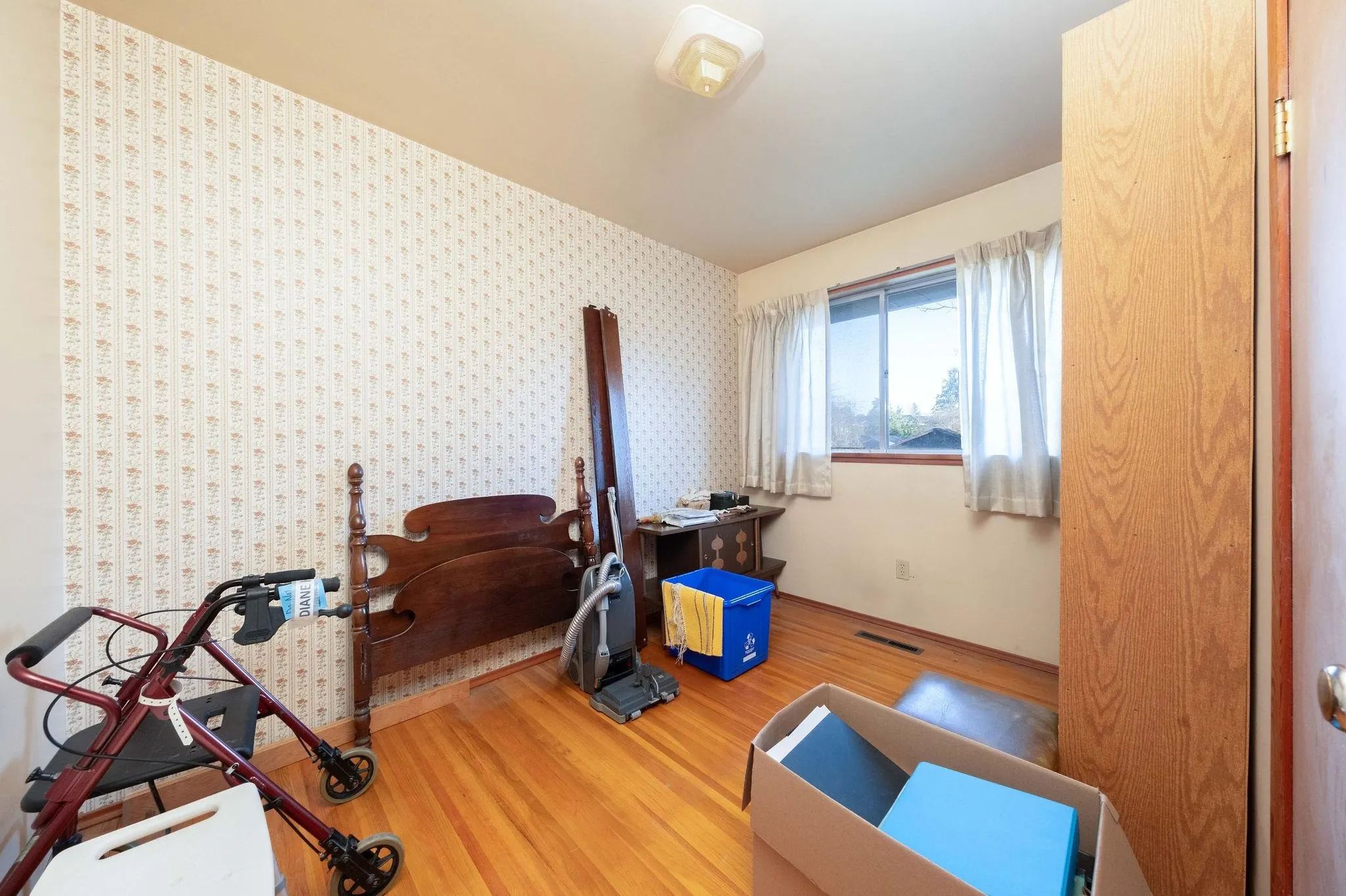 13817 Berg Road