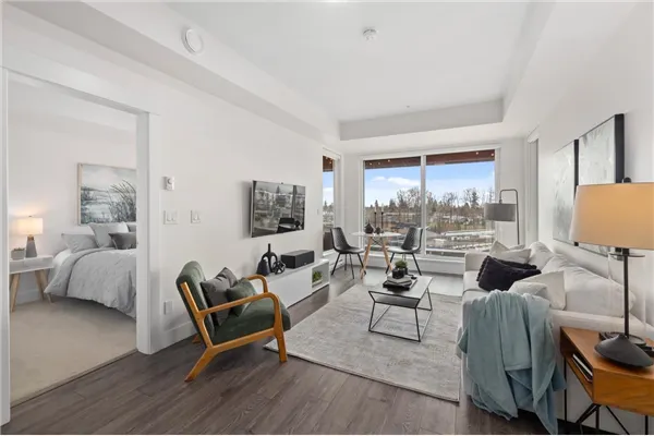 20727 Willoughby Town Centre Drive #A411