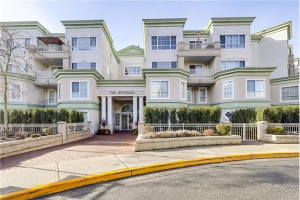 2960 Princess Crescent #412