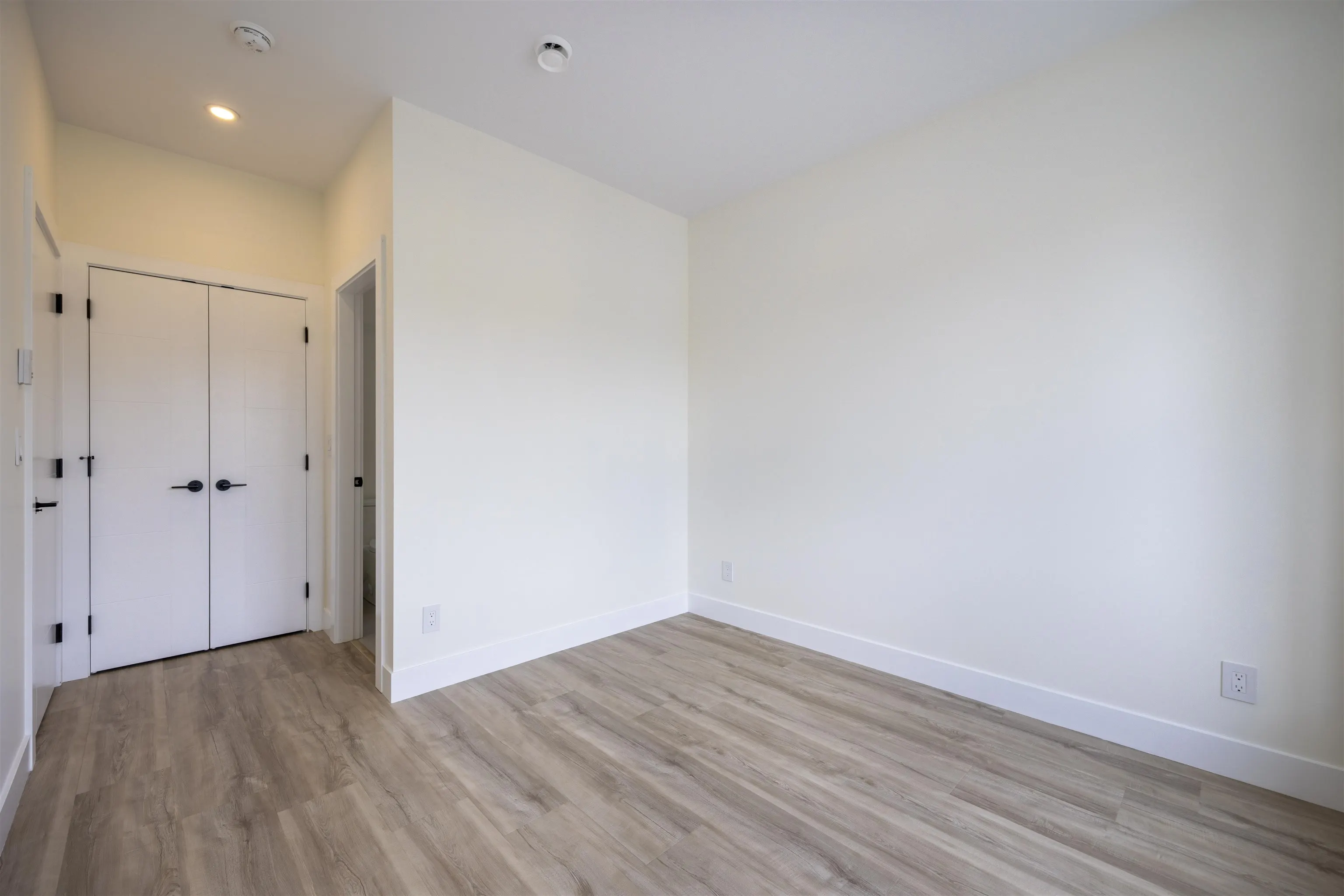3321 Oxford Street