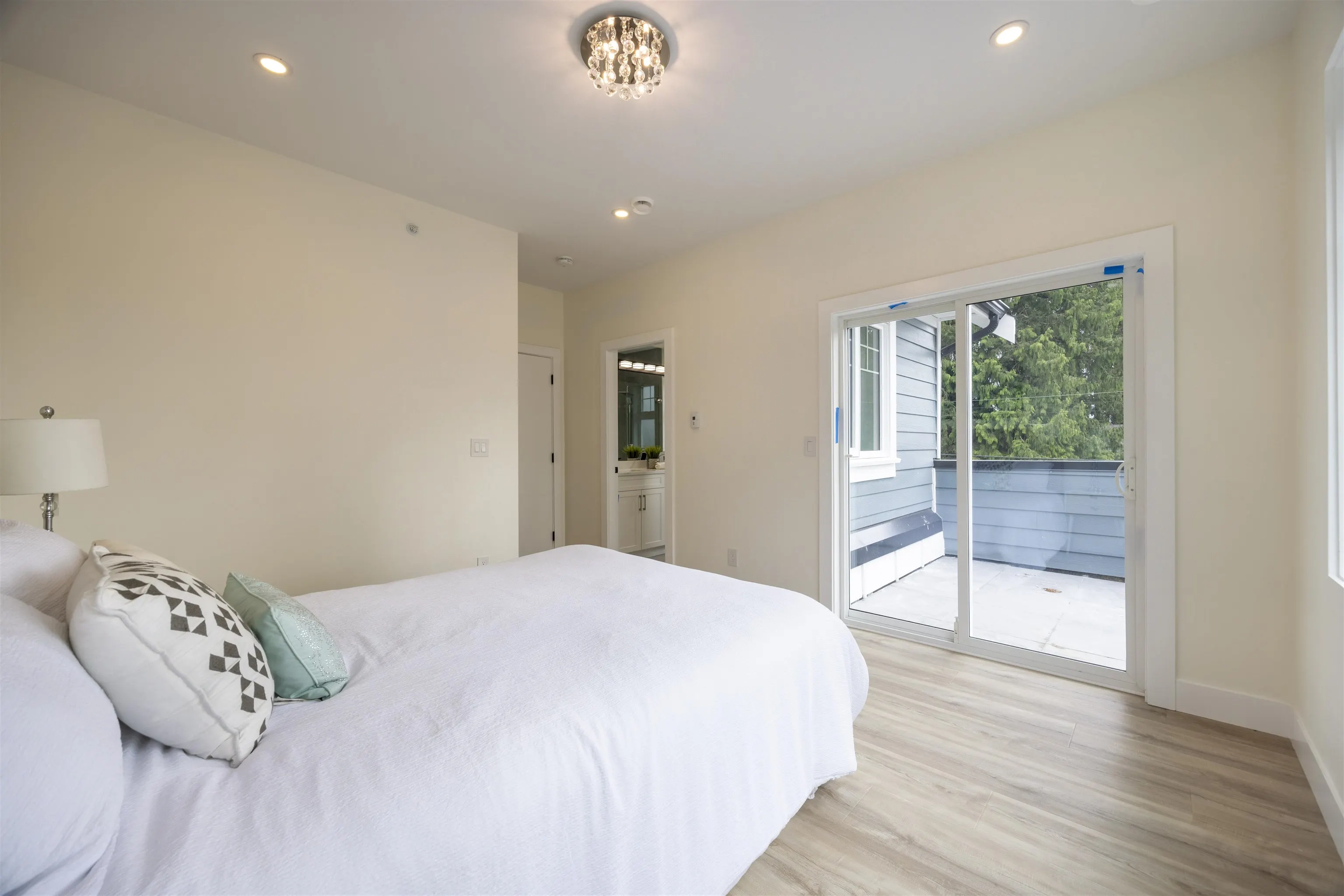 3321 Oxford Street