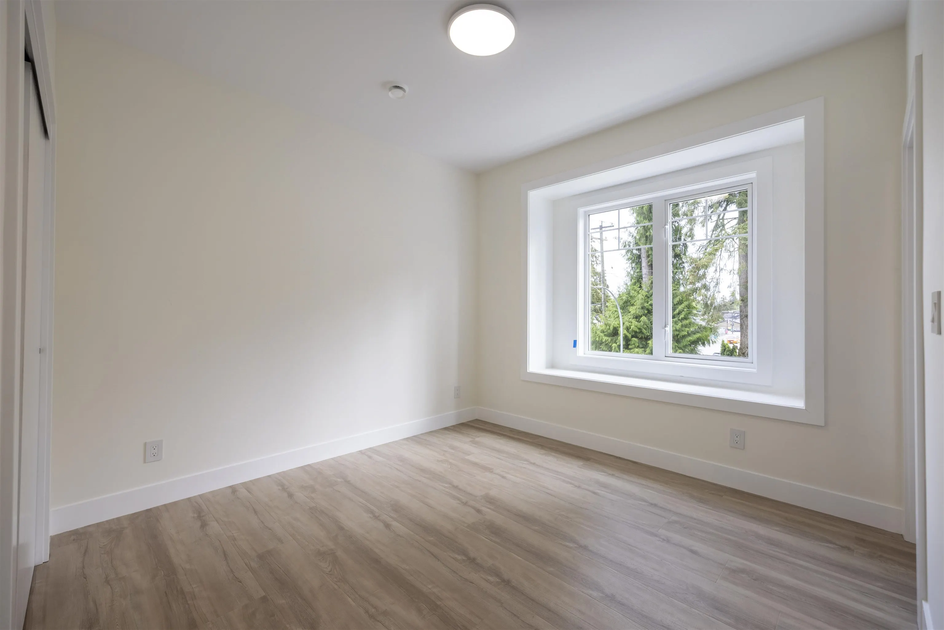 3321 Oxford Street