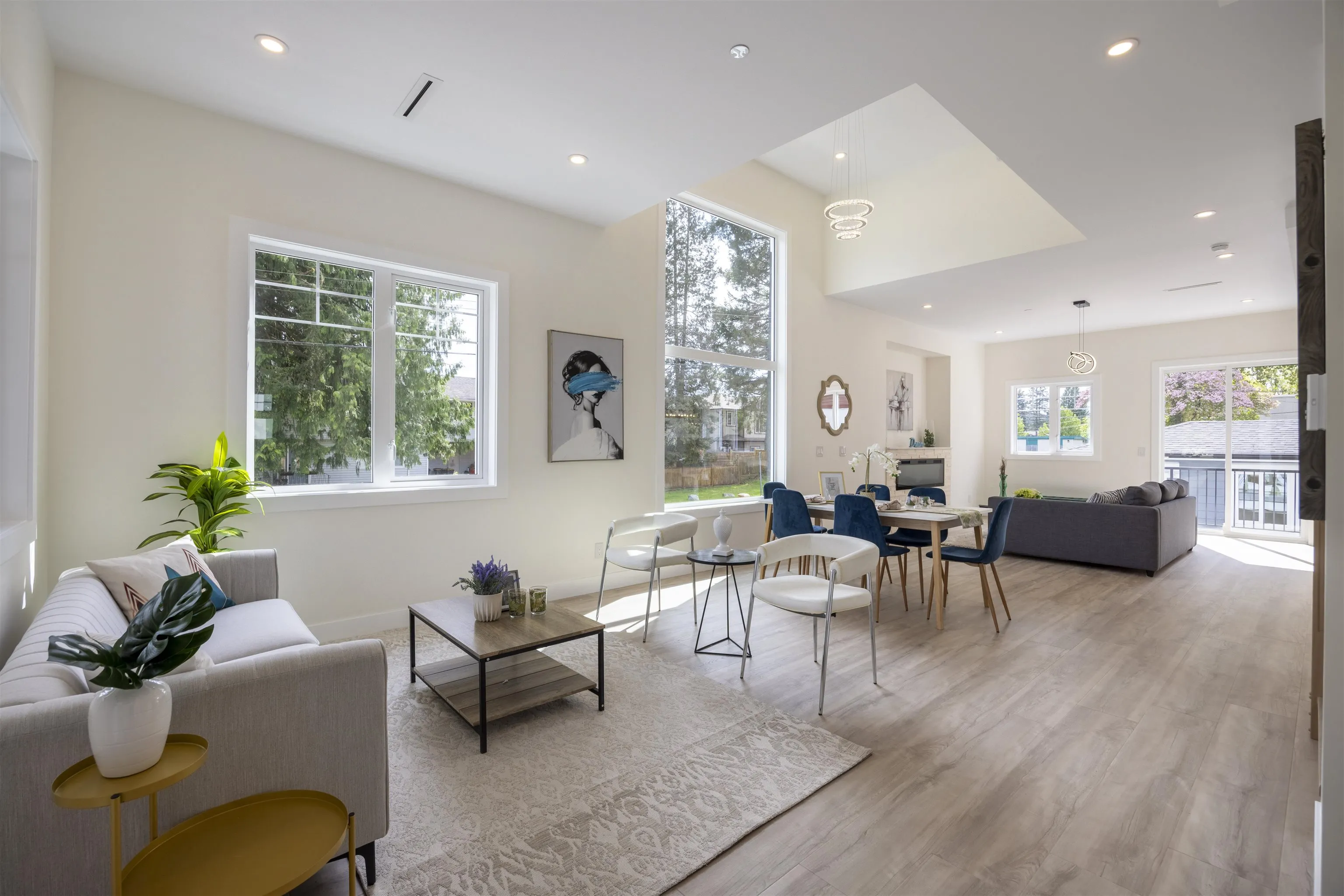 3321 Oxford Street