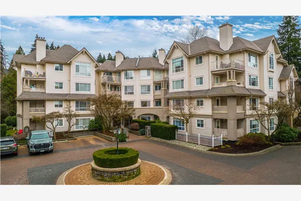 1252 Town Centre Boulevard #327