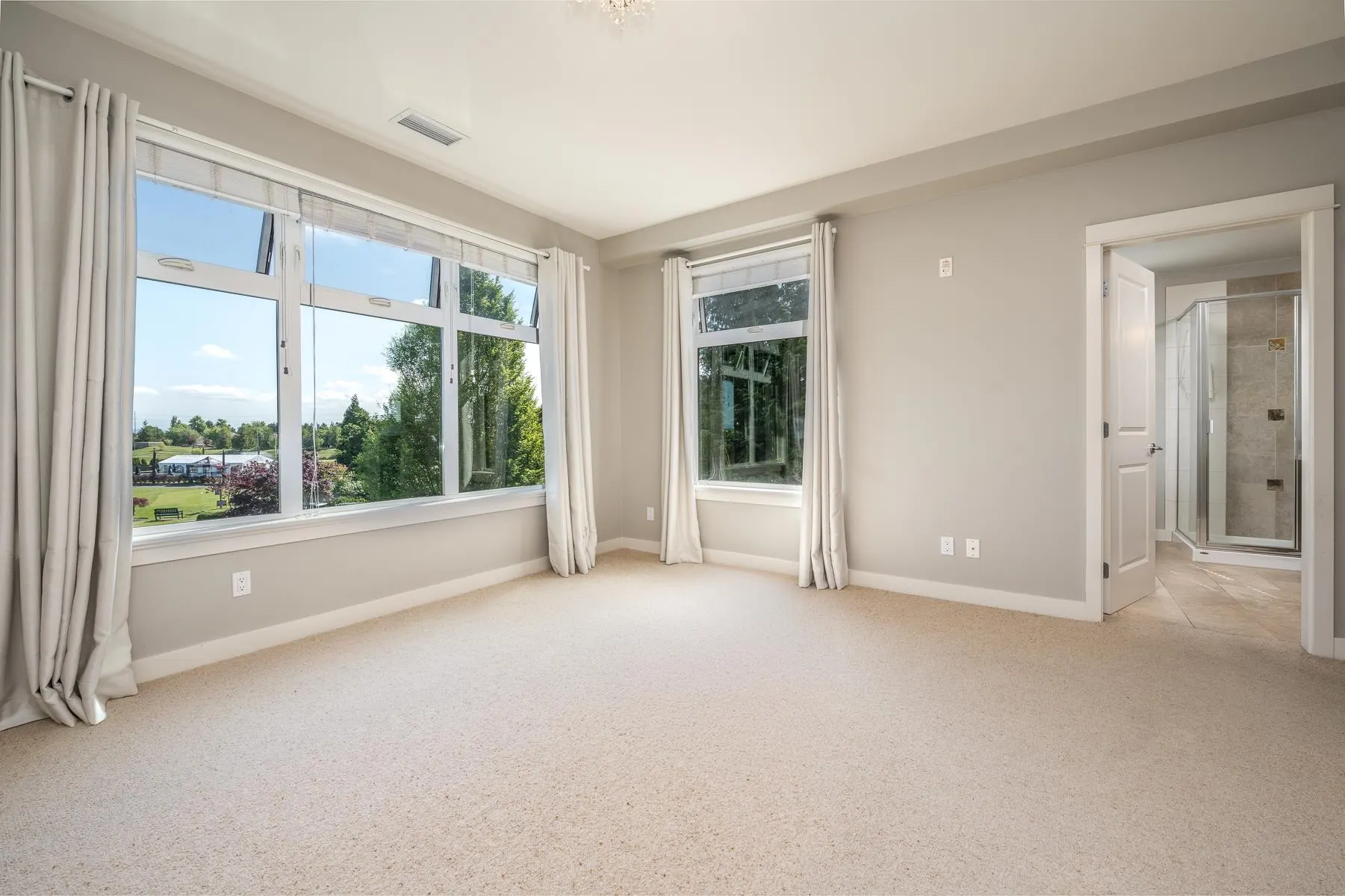 5099 Springs Boulevard #210