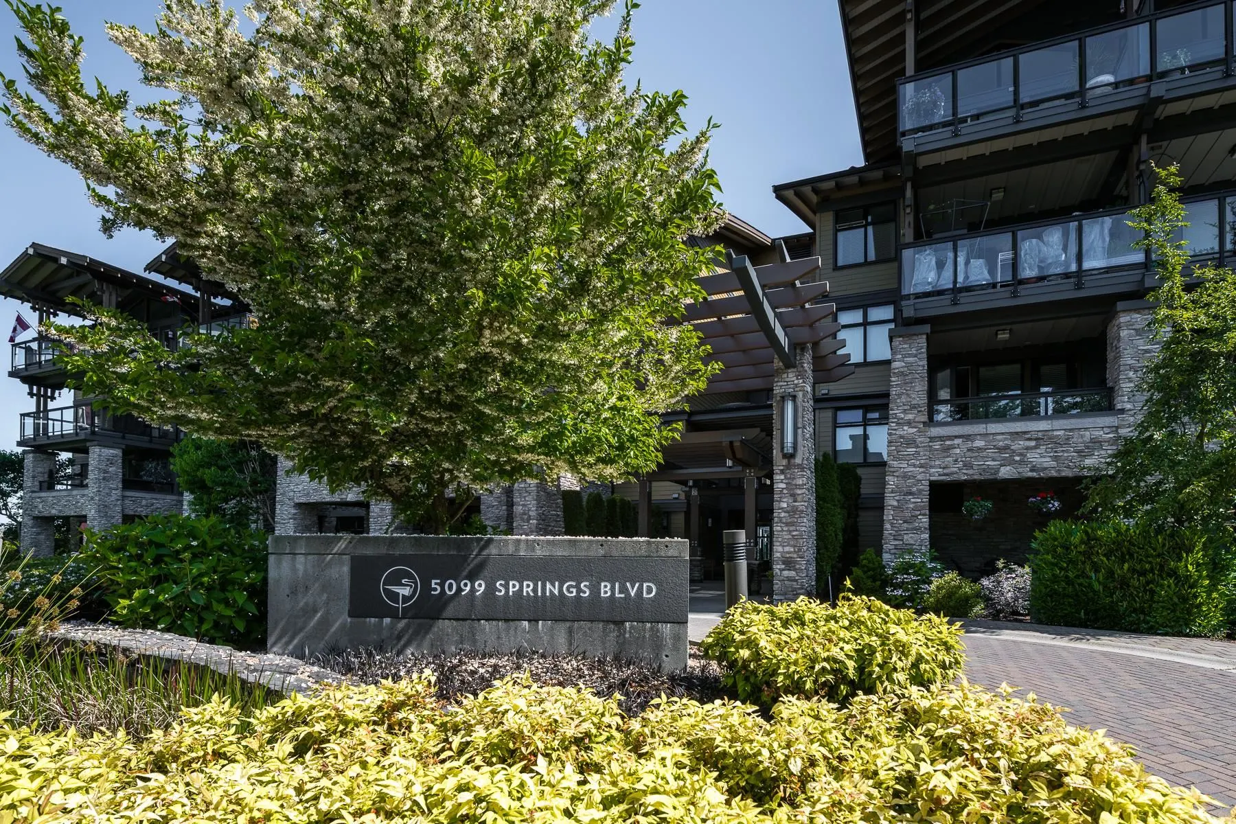 5099 Springs Boulevard #210