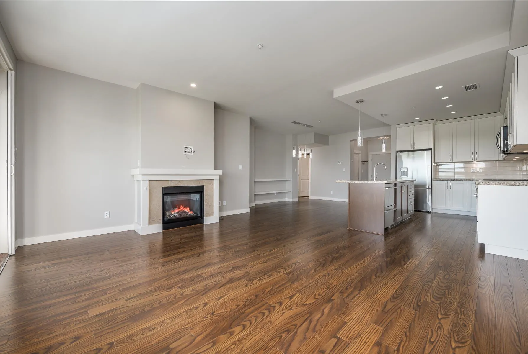 5099 Springs Boulevard #210