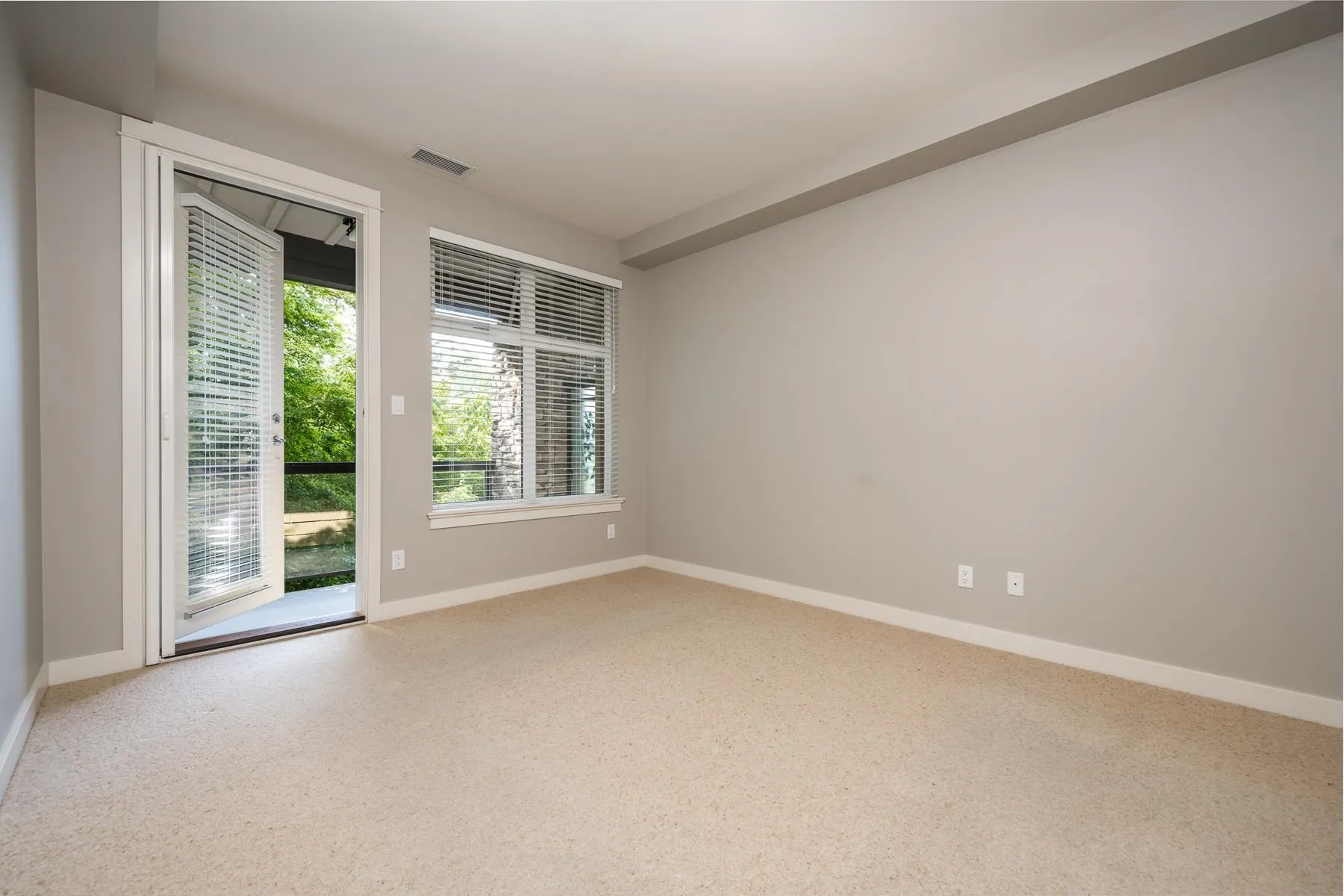 5099 Springs Boulevard #210