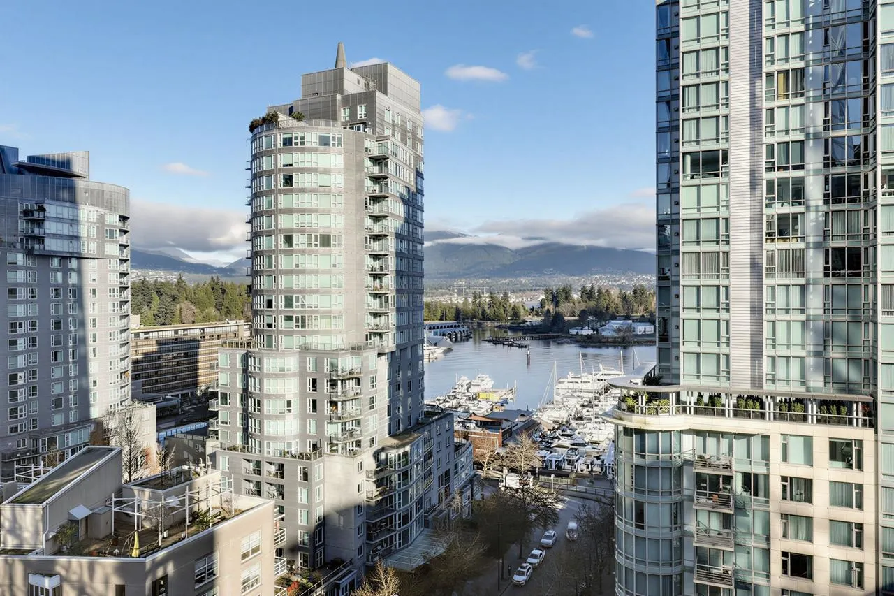1499 W Pender Street #1202