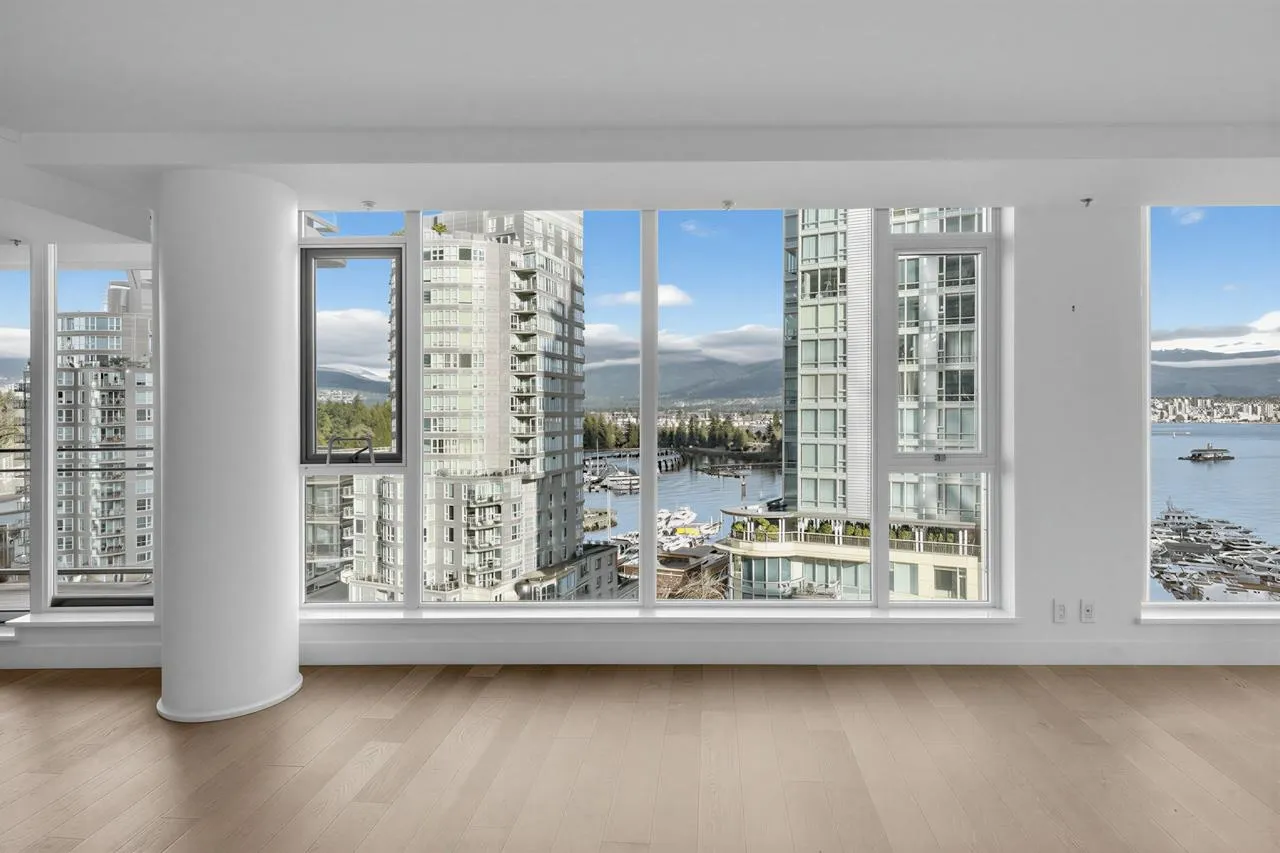 1499 W Pender Street #1202