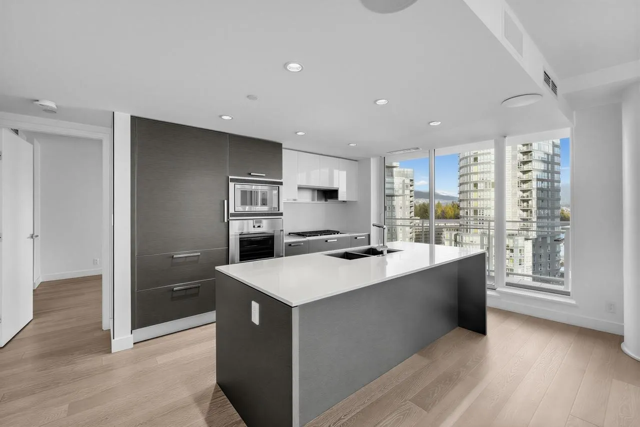 1499 W Pender Street #1202