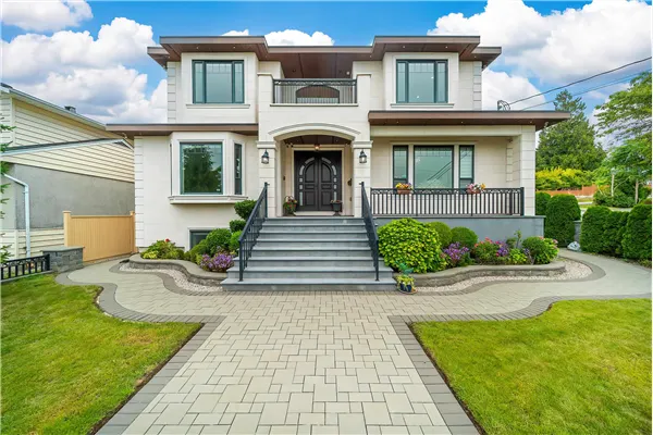 4291 Winnifred Street