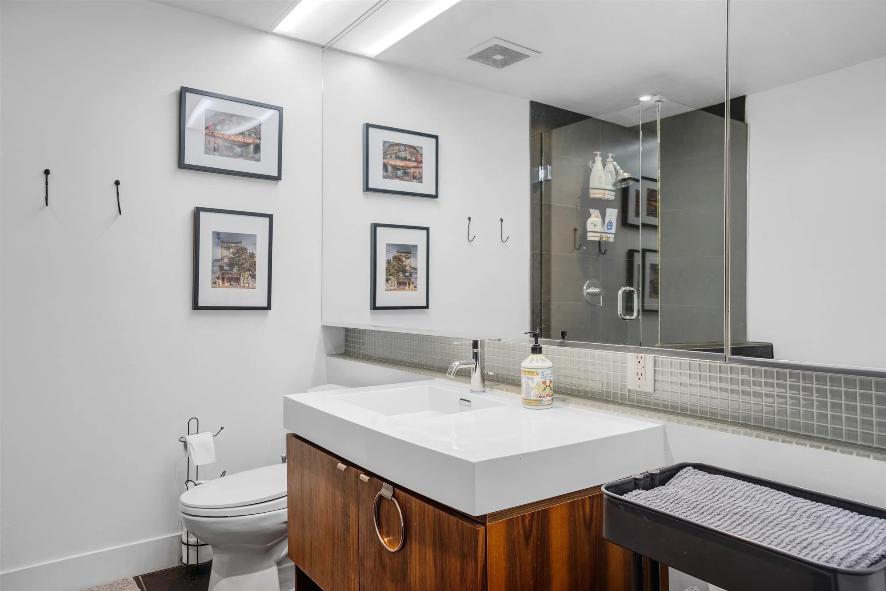 33 W Pender Street #309