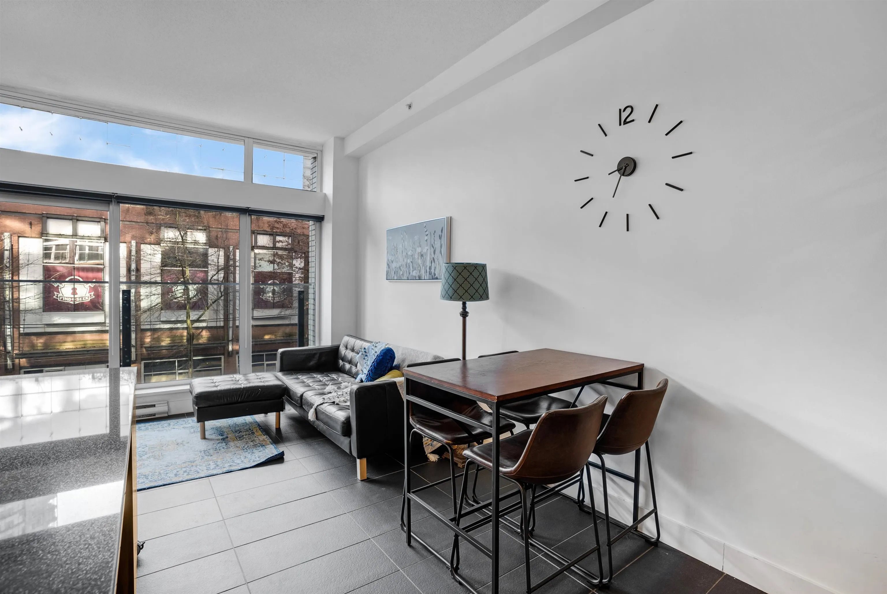 33 W Pender Street #309