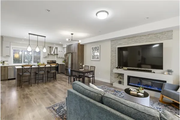 11767 89a Avenue #10