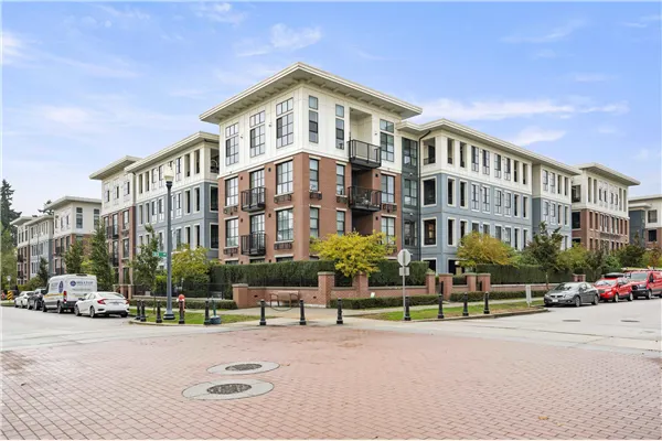 15137 33 Avenue #212