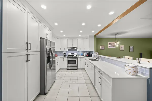 19607 Somerset Drive