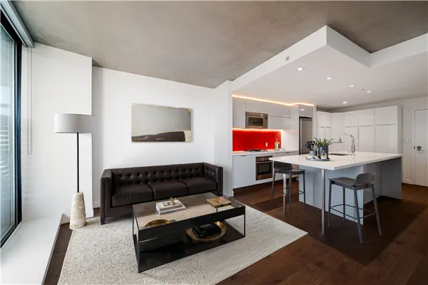 108 W Cordova Street #2508