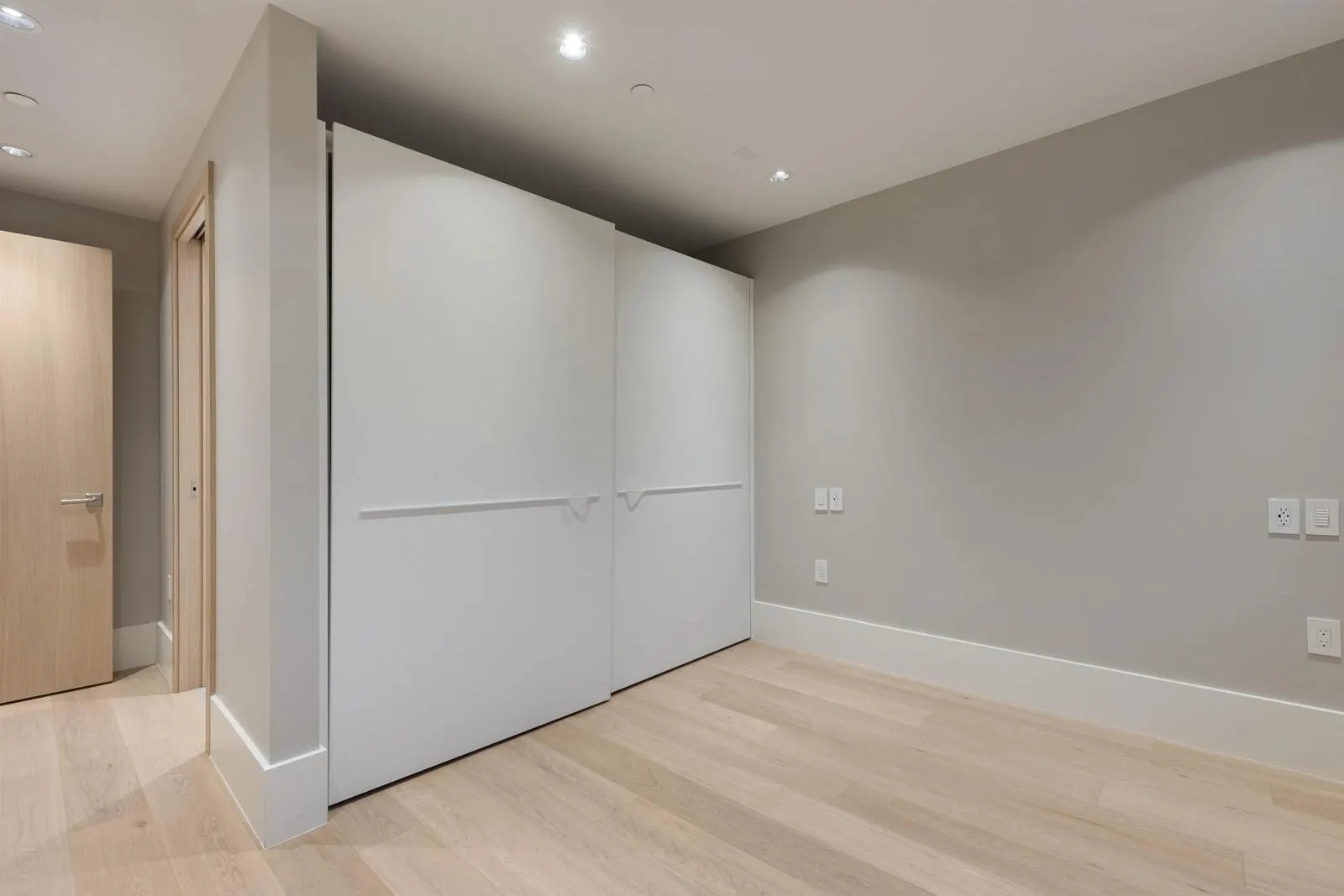 2128 W 21st Avenue #1