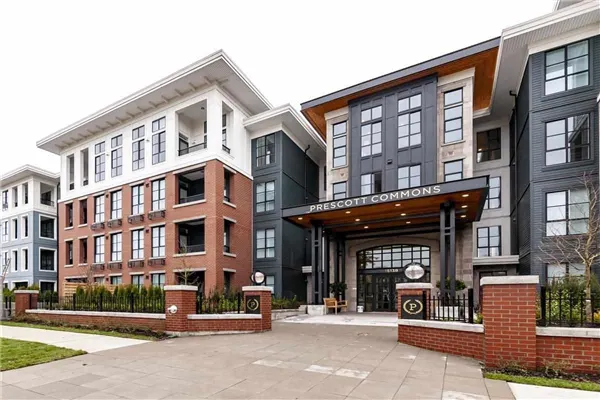 15138 34 Avenue #418