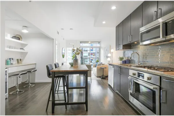 38 W 1st Avenue #510