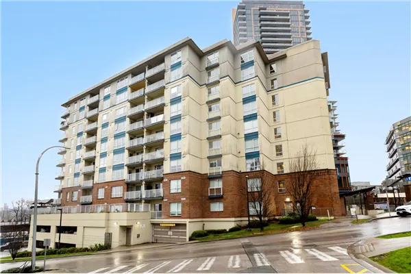 200 Keary Street #303