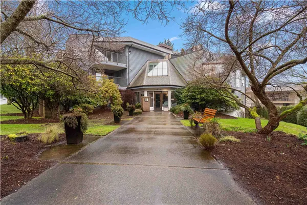 14950 Thrift Avenue #202