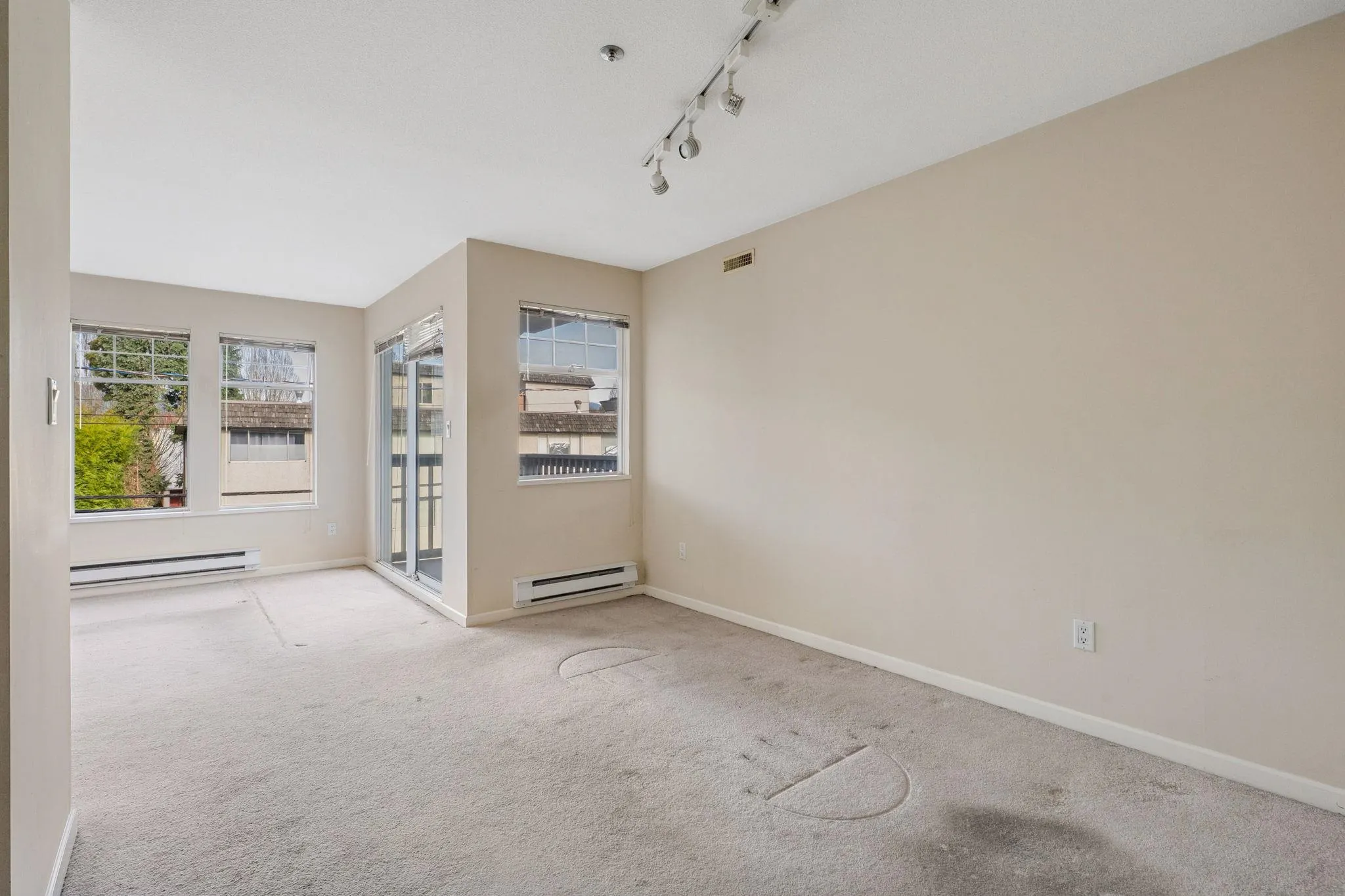 1989 W 1st Avenue #304