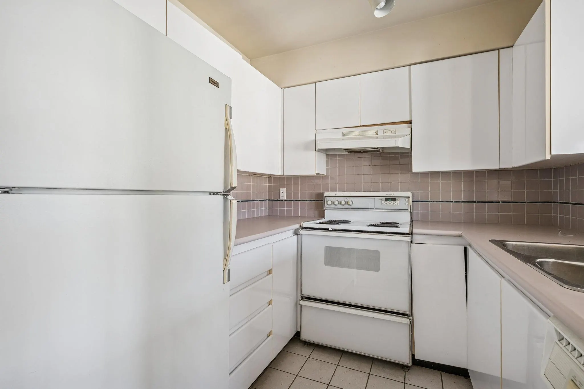 1989 W 1st Avenue #304