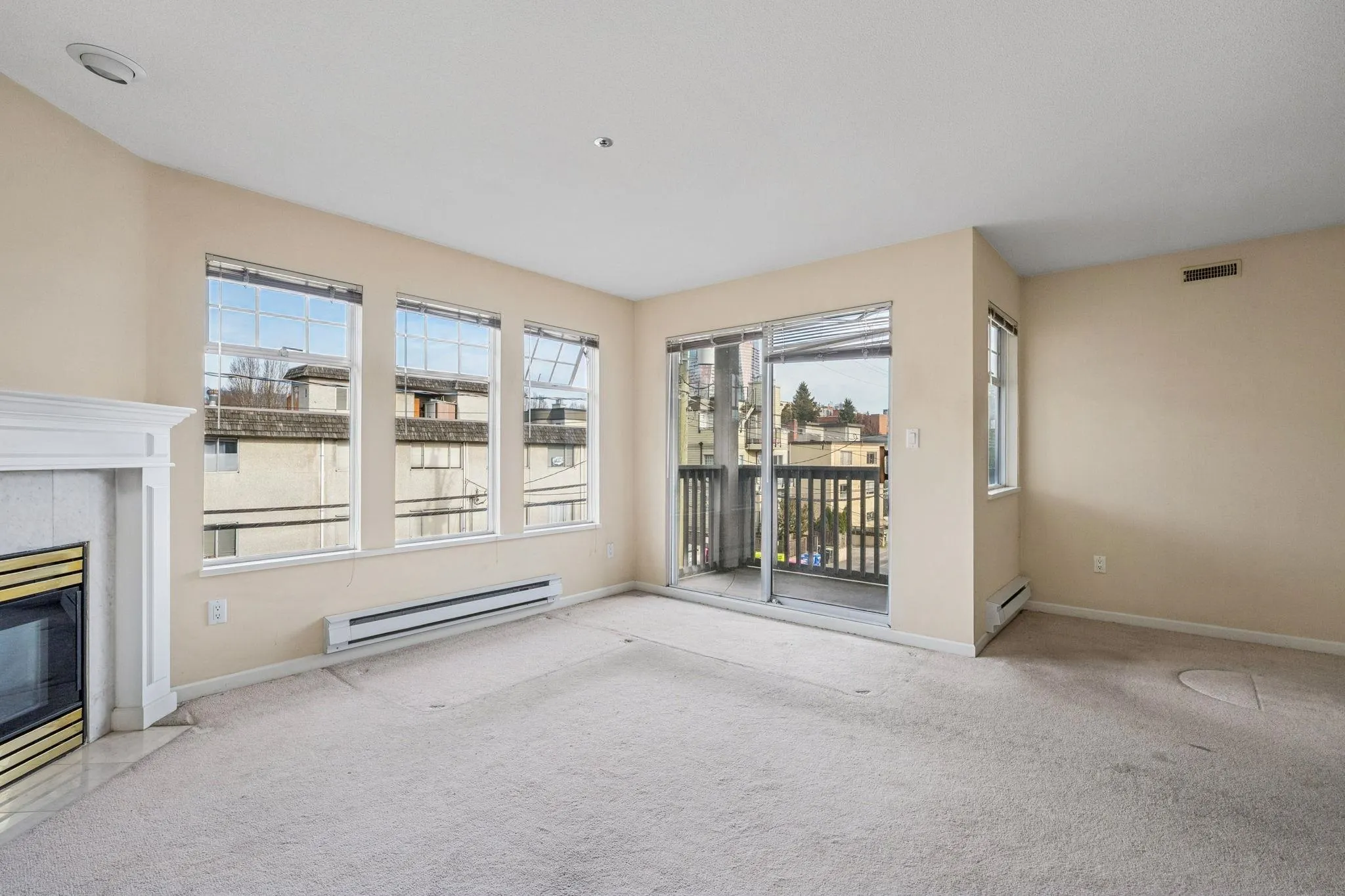 1989 W 1st Avenue #304
