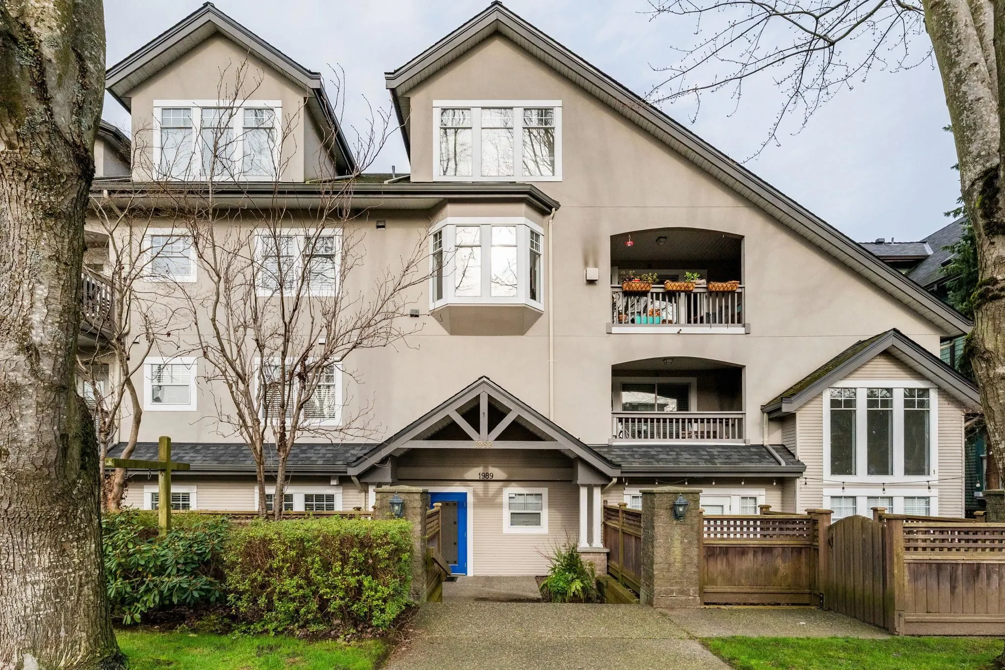 1989 W 1st Avenue #304