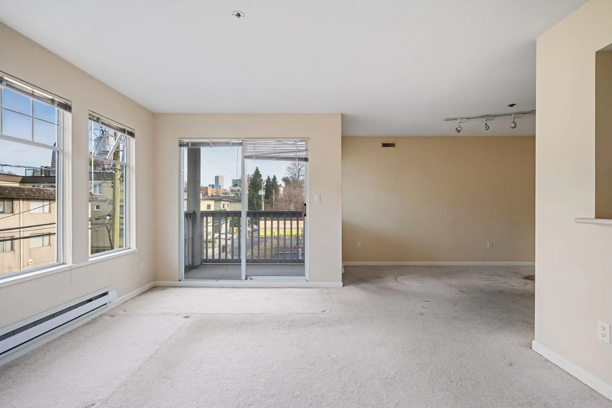 1989 W 1st Avenue #304