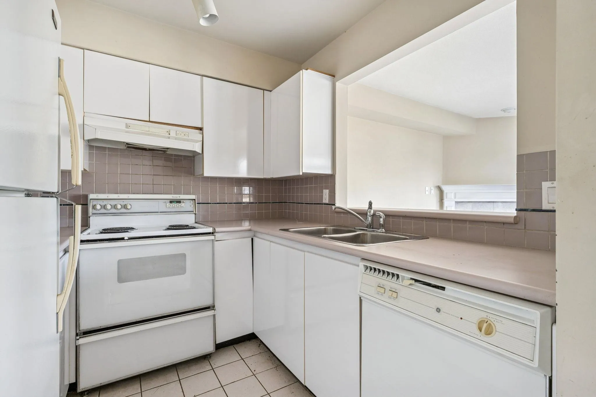 1989 W 1st Avenue #304