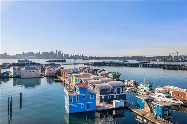 415 Esplanade W #JNW04