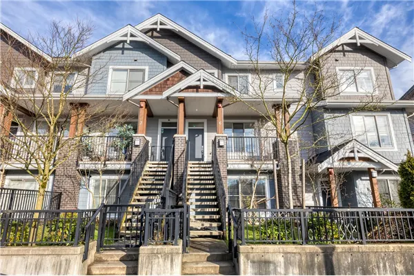 2145 Prairie Avenue #6