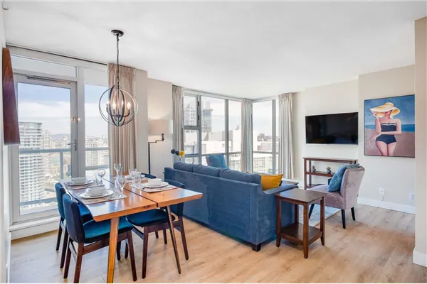 193 Aquarius Mews #2907