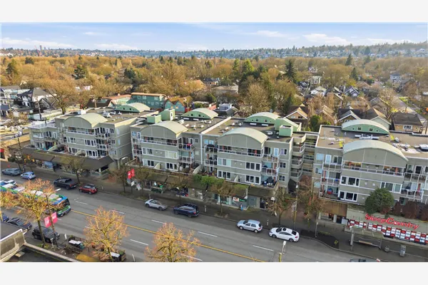 3250 W Broadway #216