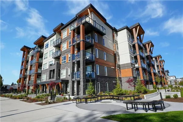 12143 223 Street #217