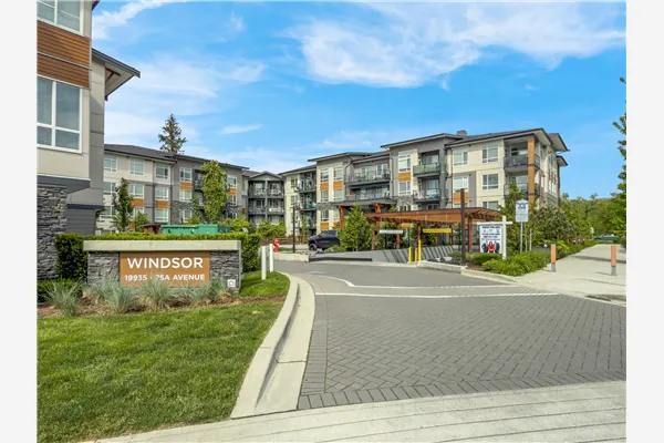 19935 75a Avenue #209